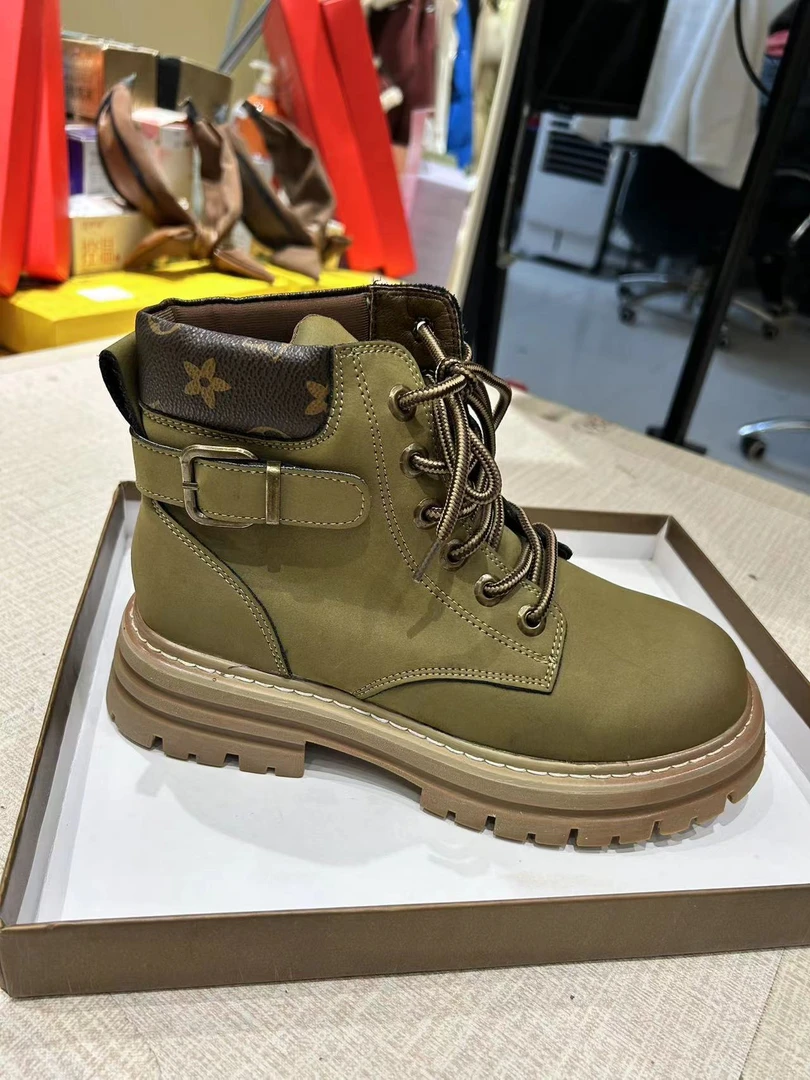 兰子左A52款下单鞋子