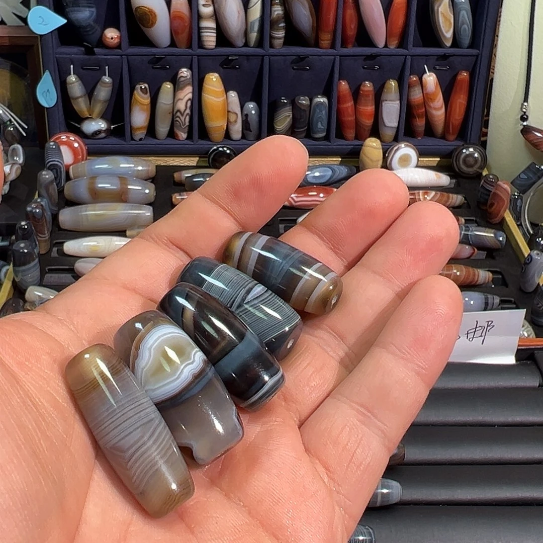 华***媛玛瑙/玉髓未镶嵌颈饰