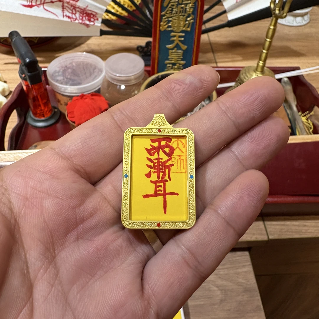 铁合金亚克力吊坠 朱砂手绘迷你唐卡道系吊坠2*3女生网红爆款饰品