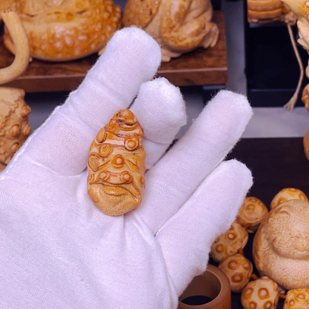 竹用****7精品随型罗汉头挂坠