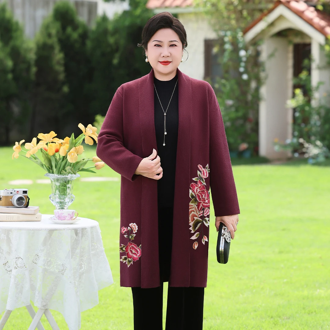 洋气妈妈毛衣开衫大码高贵气质毛衫中老年女外穿休闲新款毛衫上衣
