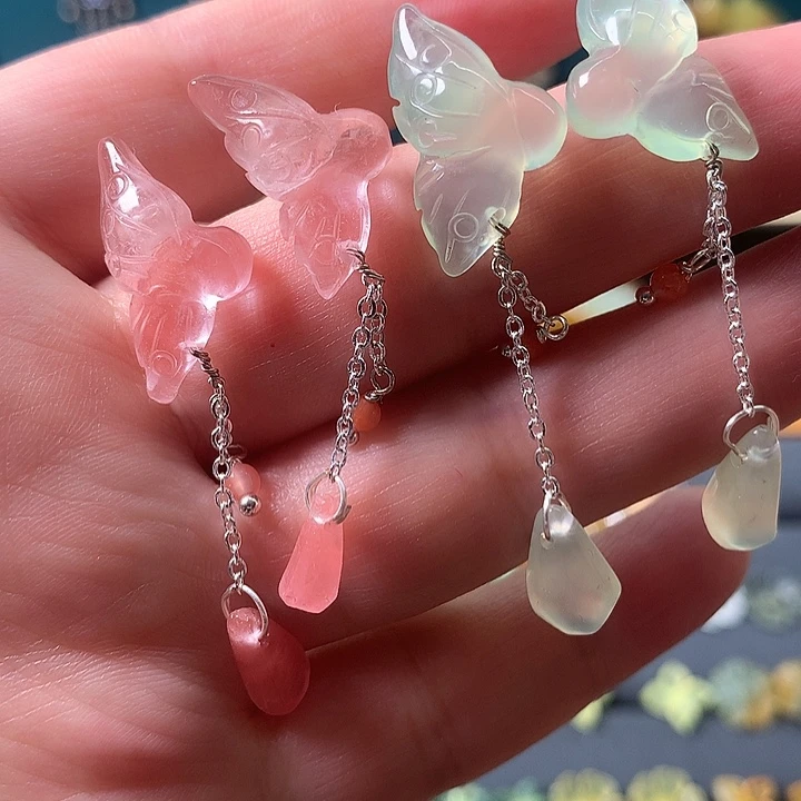 蛇纹石玉未镶嵌耳饰