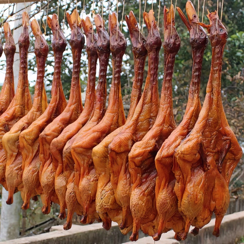 重庆特产柏树丫柴火烟熏腊板鸭传统秘制美味腊板鸭真空包装