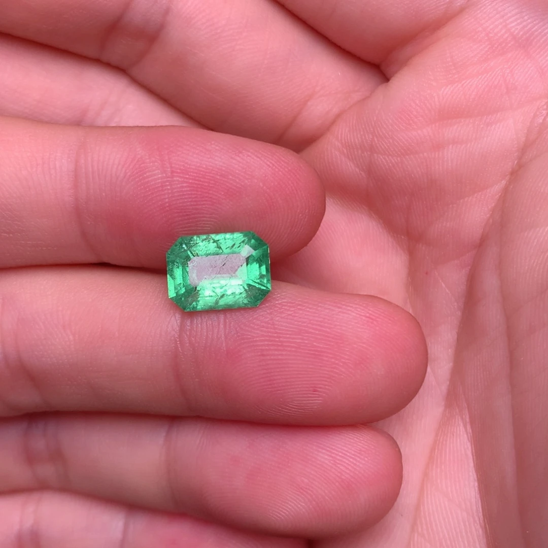 未镶嵌裸石石榴石（沙弗莱）h****y