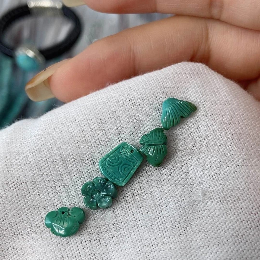 南红玛瑙未镶嵌珠宝奇石