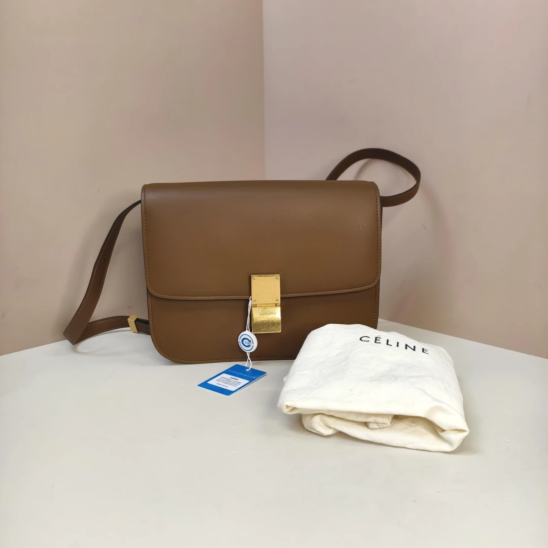 Celine/思琳 斜挎包 焦糖box 3q6502/251095新/95新单肩包