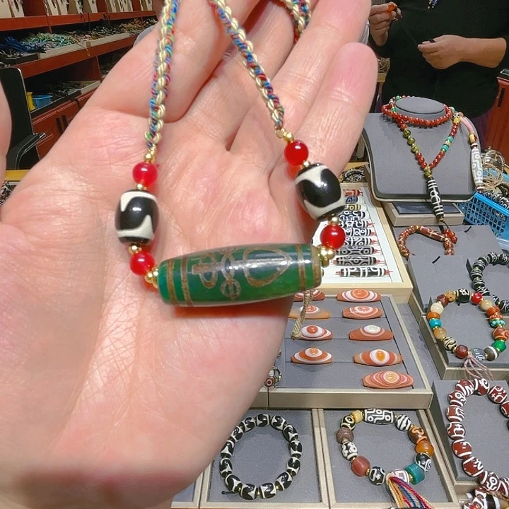 未镶嵌玛瑙/玉髓珠宝奇石