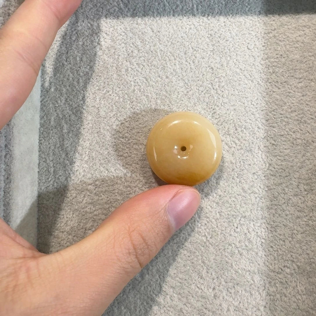 和田玉（糖玉）未镶嵌吊坠(赠链)27mm俄糖一口糖平安扣