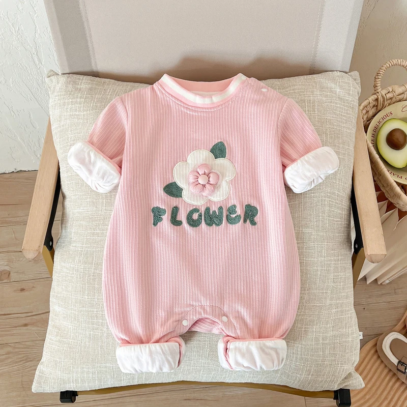 满月婴儿衣服春装连体衣男女宝宝卡通洋气外出服外套春秋满月抱衣