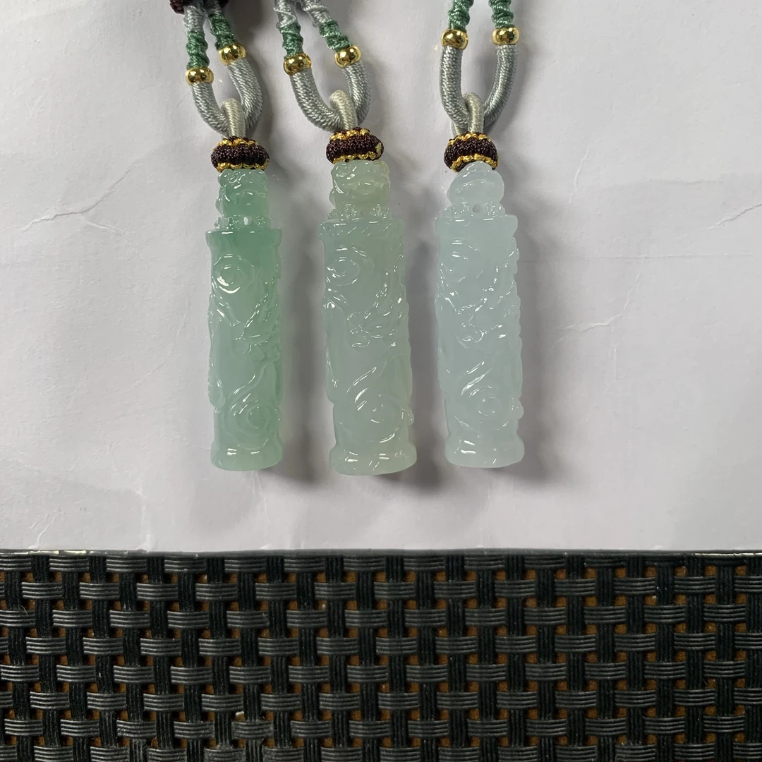 天然缅甸翡翠A货龙柱多样性发货，发一件