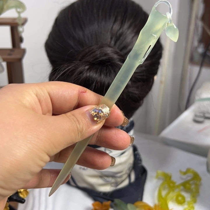 定制蛇纹石玉毛货发饰