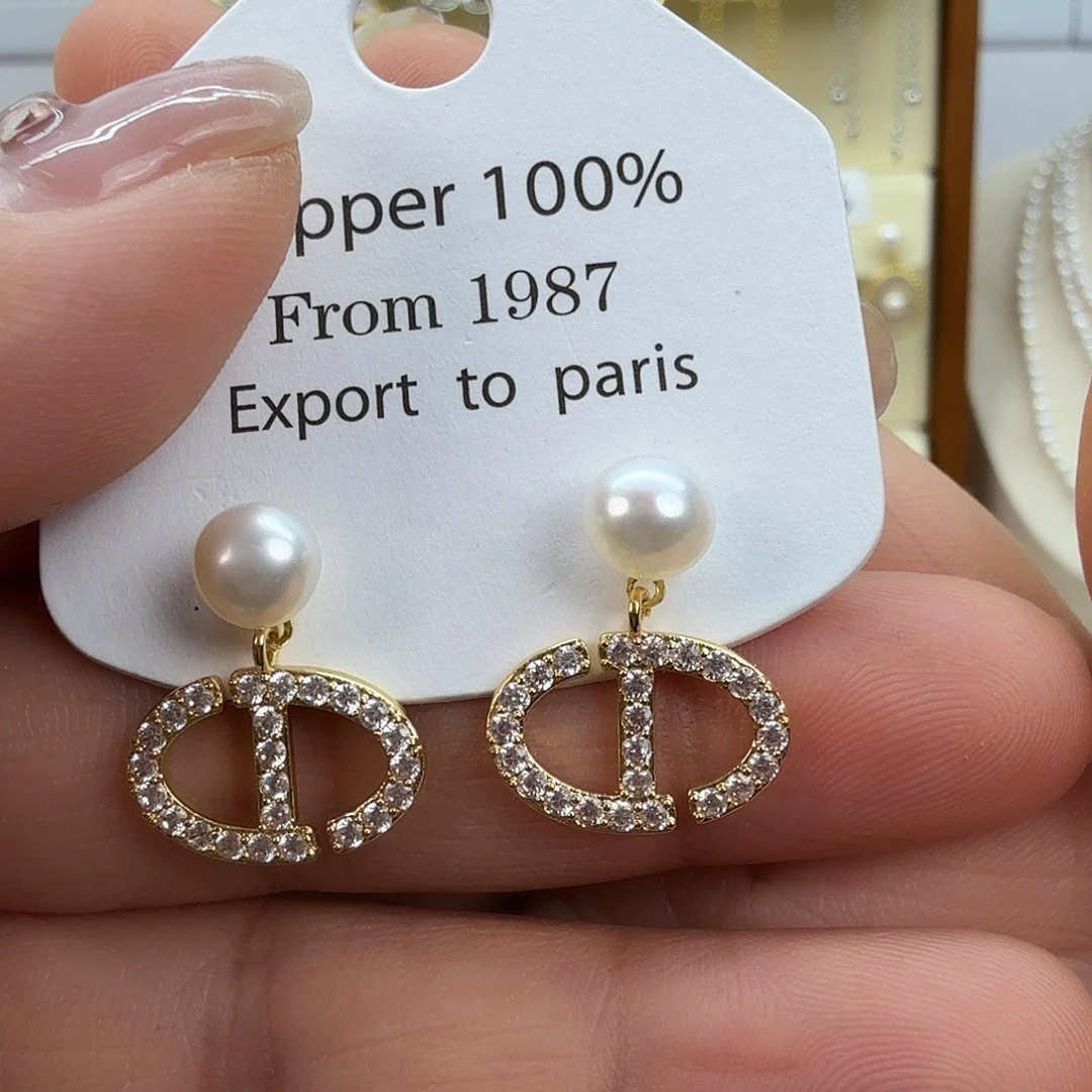 淡水珍珠未镶嵌耳饰