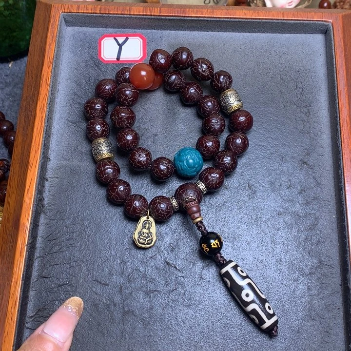 凤眼菩提吊坠菩提