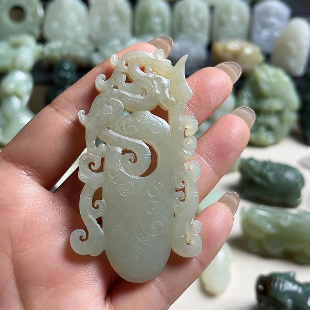 未镶嵌和田玉挂件