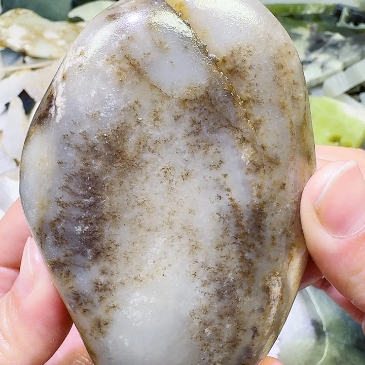 和田玉未镶嵌珠宝奇石