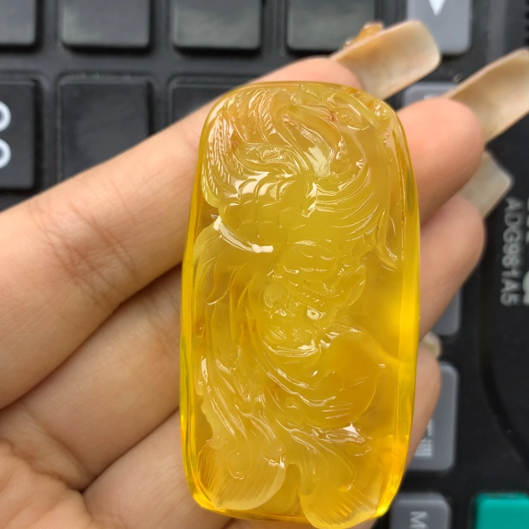 琥珀未镶嵌珠宝奇石