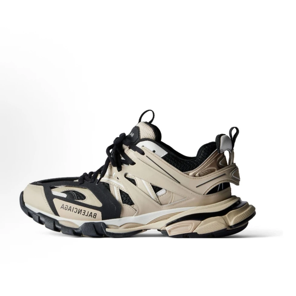 未使用 Balenciaga/巴黎世家 Track 米色 奶茶色 老爹鞋(佳娴）