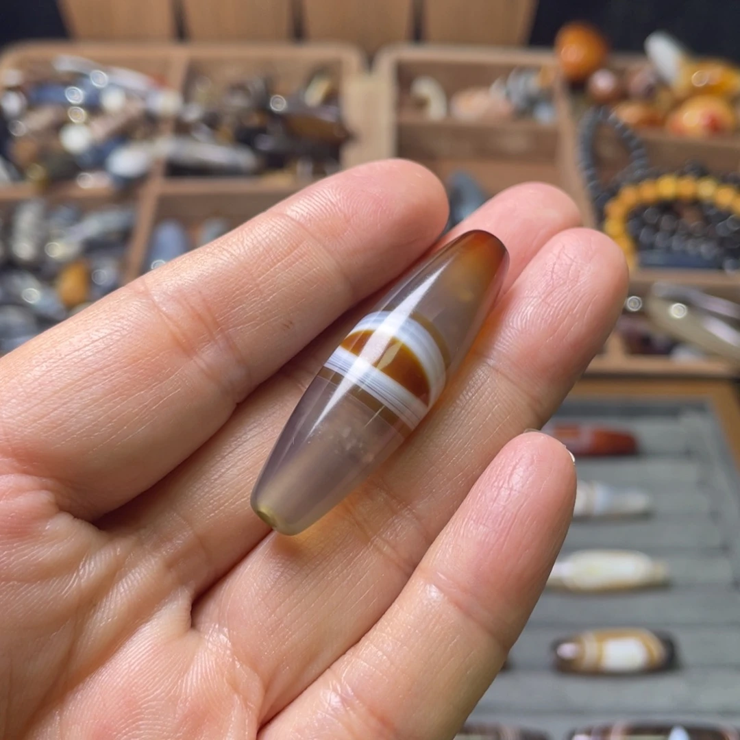 嘎***玛瑙/玉髓未镶嵌珠宝半成品