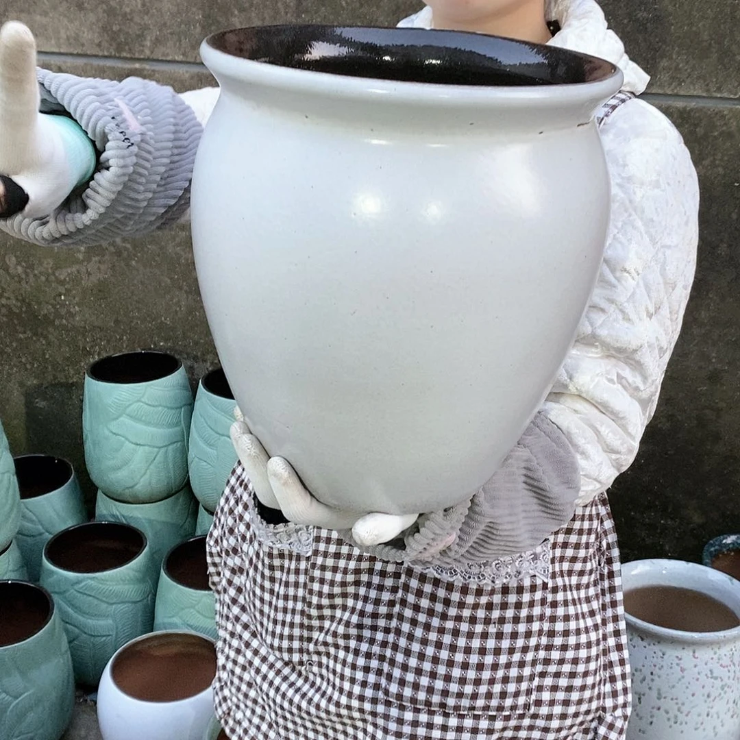 紫砂花盆瑕疵口27高30