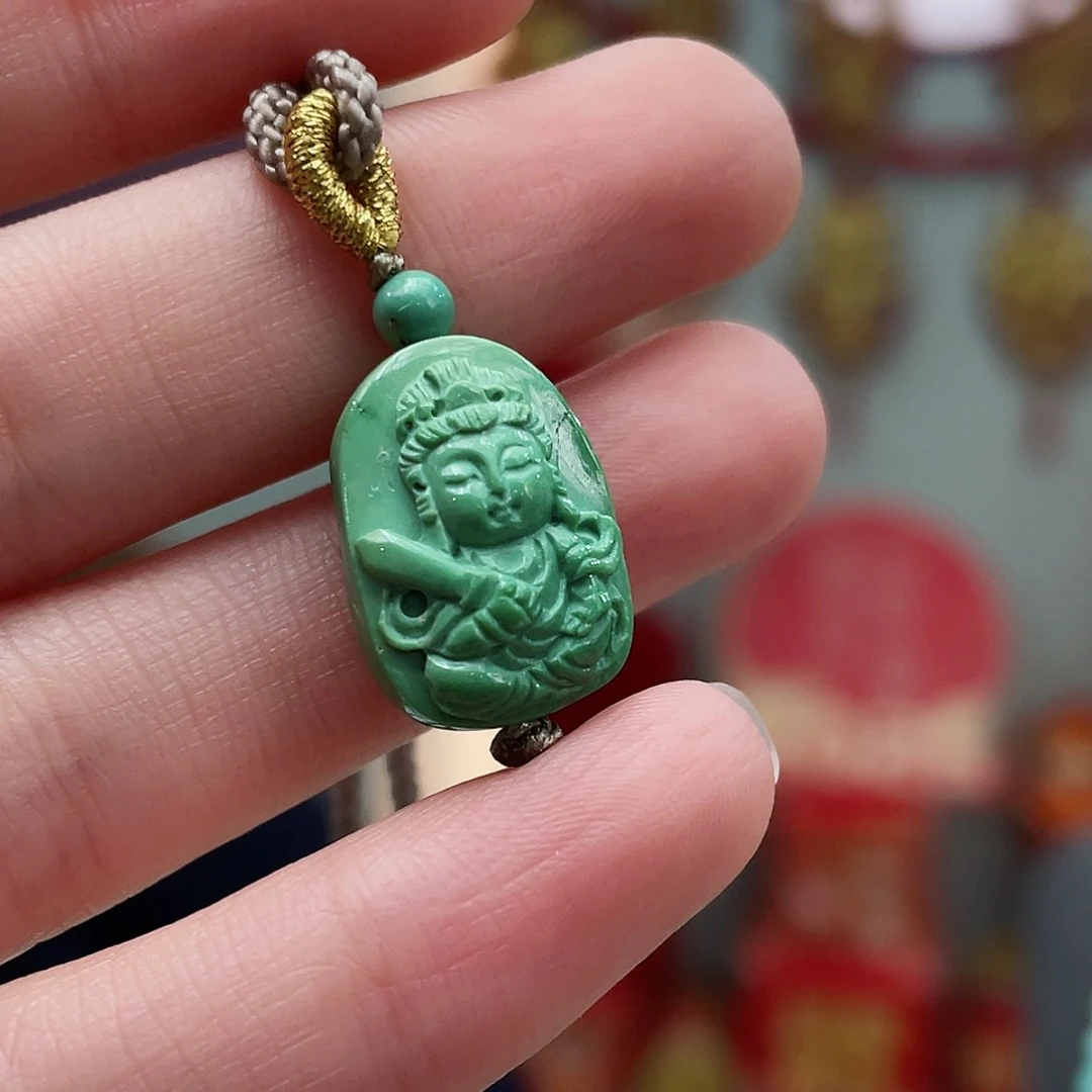 绿松石颈饰未镶嵌