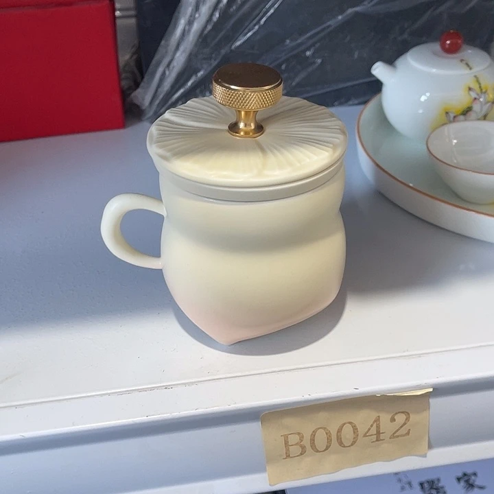 福利待遇多多哦哦哦