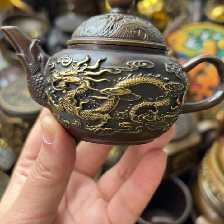 精美铜器摆件藏收