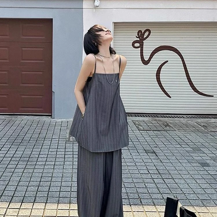 韩系高级感无袖吊带背心上衣女2025年夏季新款条纹垂感阔腿裤套装