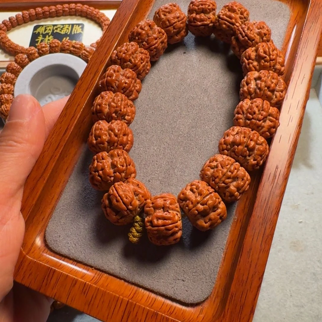 金刚菩提手串帝王龙方墩梅花19