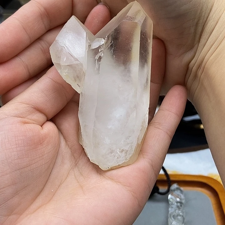 眼***镜未镶嵌水晶大型摆件（非配饰）