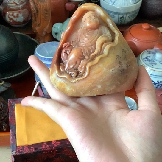 基哥日瓷中古百货