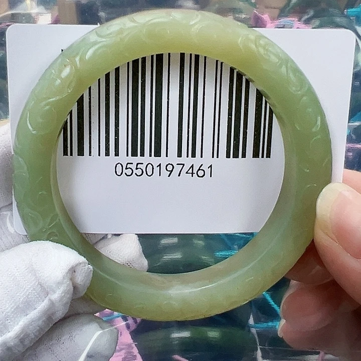 用***9和田玉未镶嵌手镯55