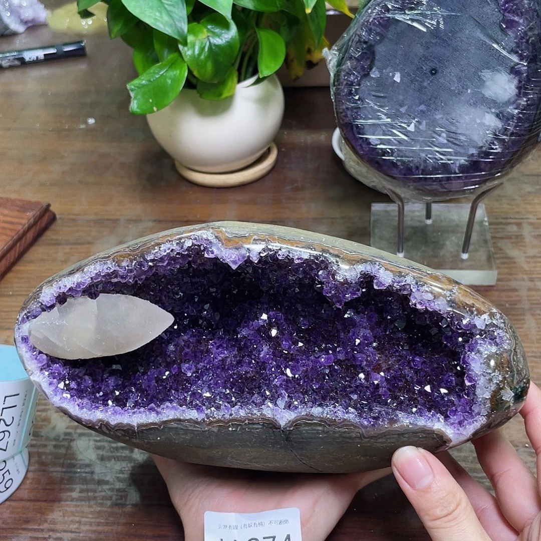 水晶未镶嵌大型摆件（非配饰）