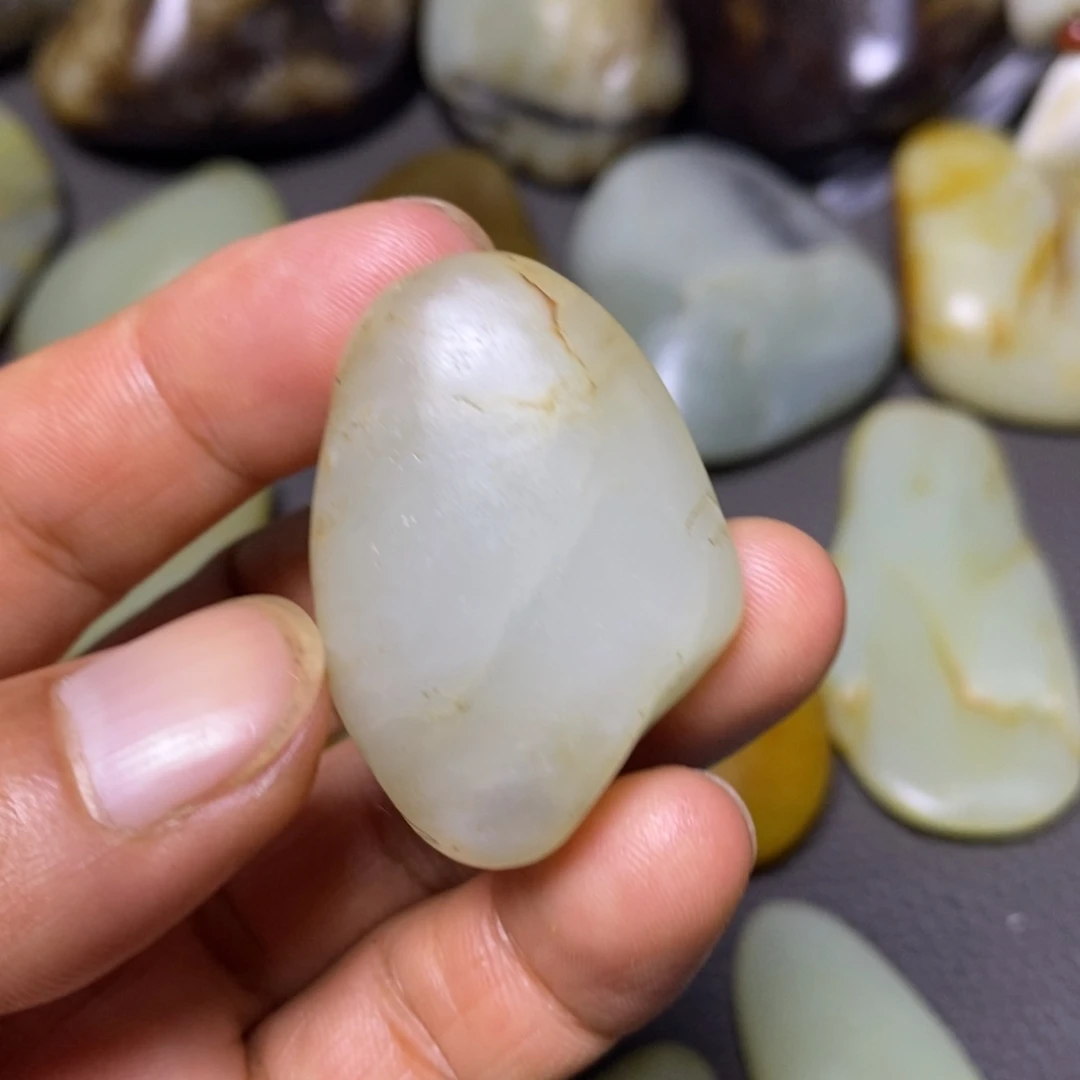 未镶嵌和田玉（糖玉）挂件