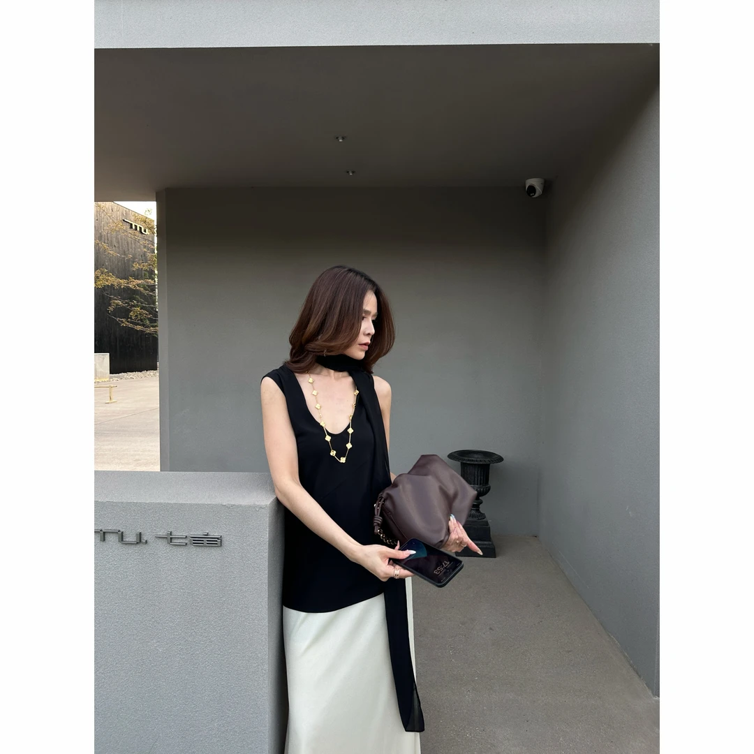 【YANG】夏季新款挂脖飘带无袖背心设计感宽松休闲上衣YY-471