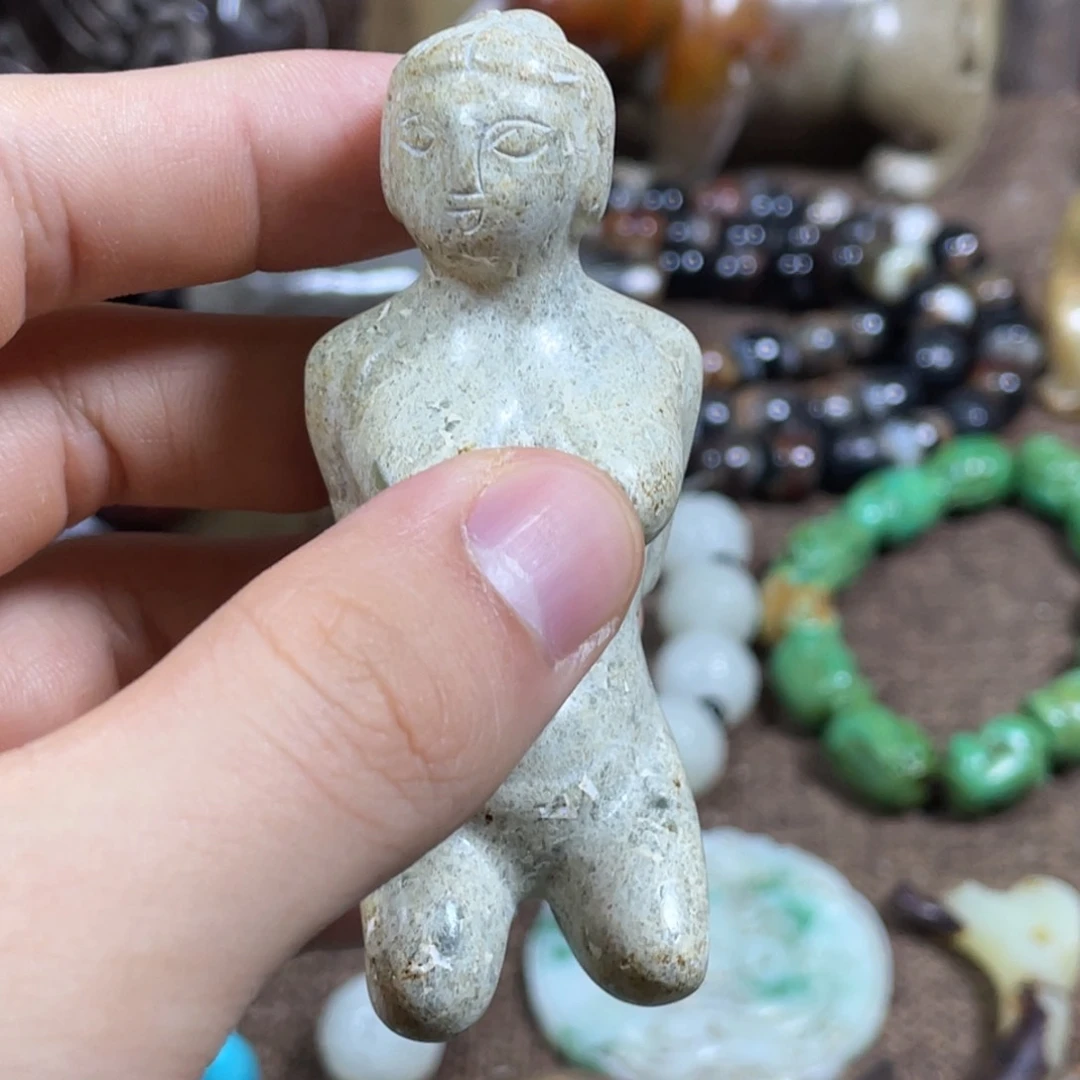 和田玉未镶嵌吊坠(不含链)