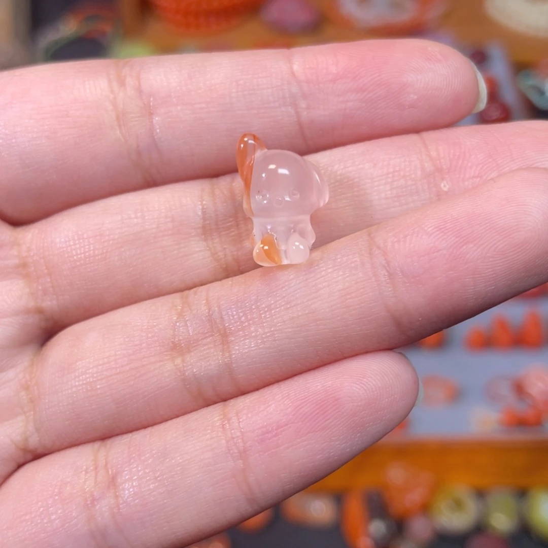南红玛瑙未镶嵌玉桂狗