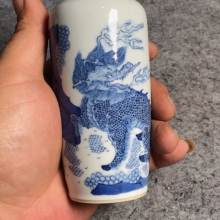 陈*陶瓷工艺美术品的