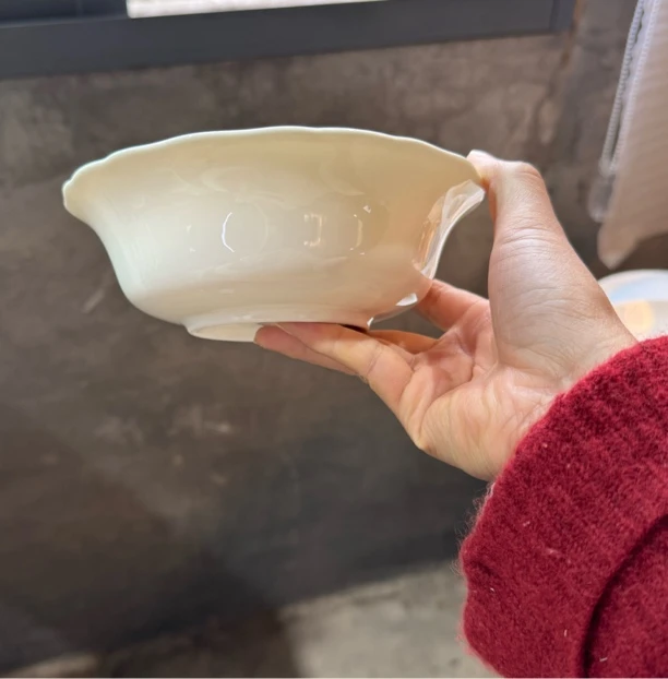 6.5英寸花口碗酸奶沙拉碗乳白色