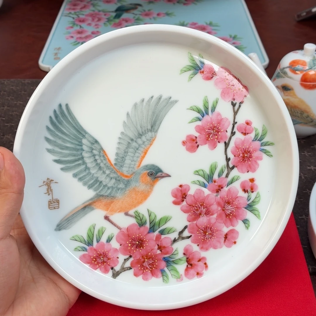 瓷杯子瓷姑娘景德镇陶瓷艺术