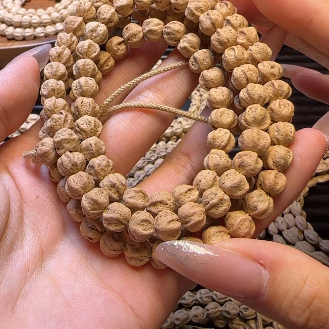 柏香籽/百香籽吊坠J****r