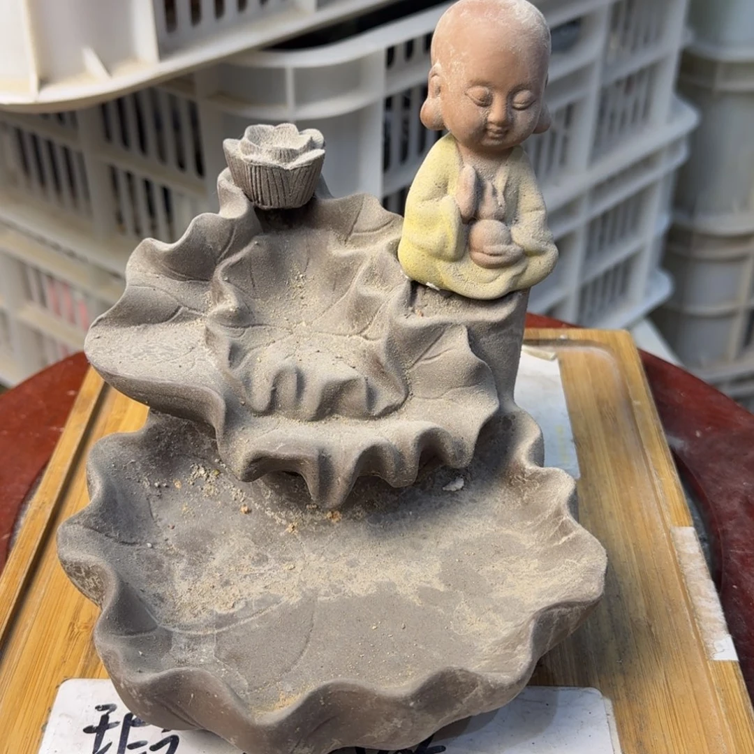 瑕疵介意勿拍陶瓷器皿F164