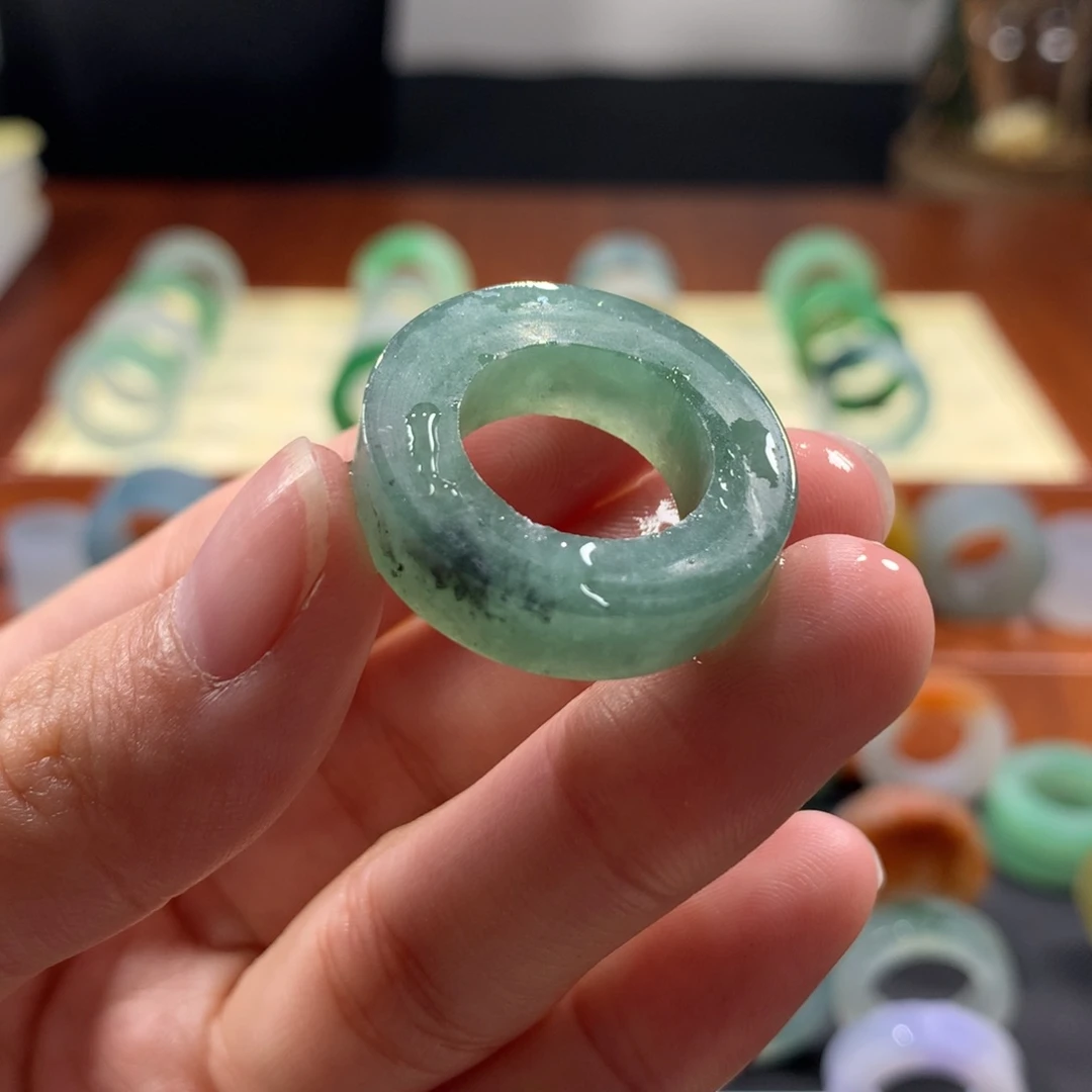 定制翡翠未镶嵌湖水绿飘乌鸡9-19号