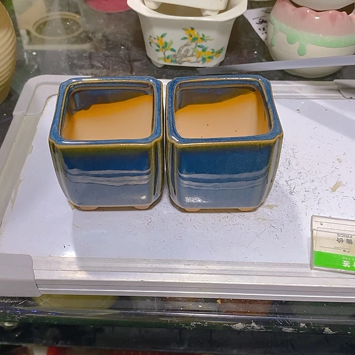 紫砂花盆多肉瑕疵盆有孔。