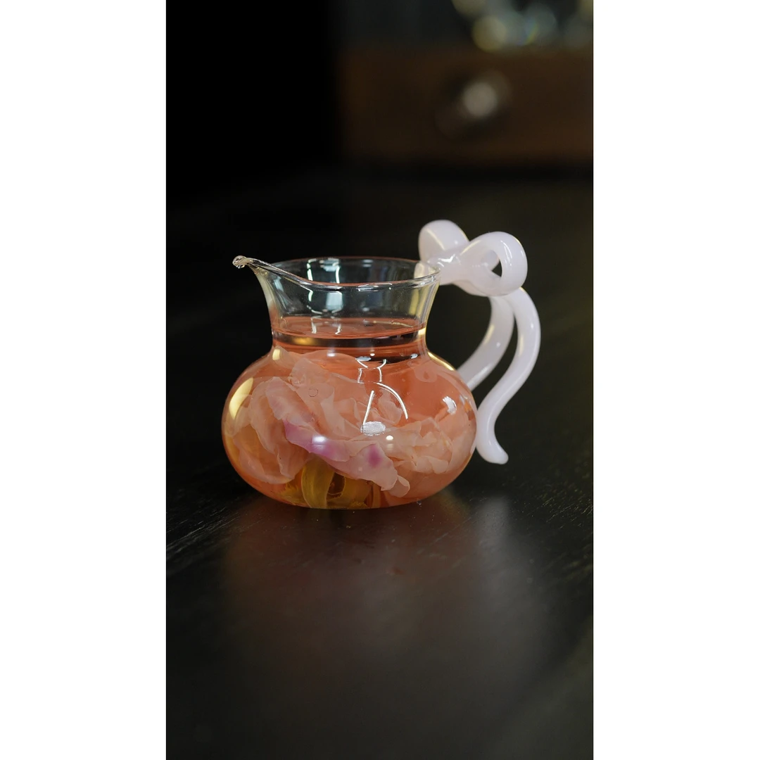 蝴蝶结公道杯分茶器