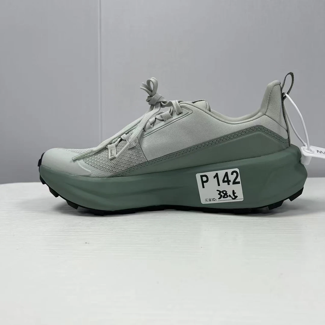 3-新款户外运动百搭休闲鞋 P142