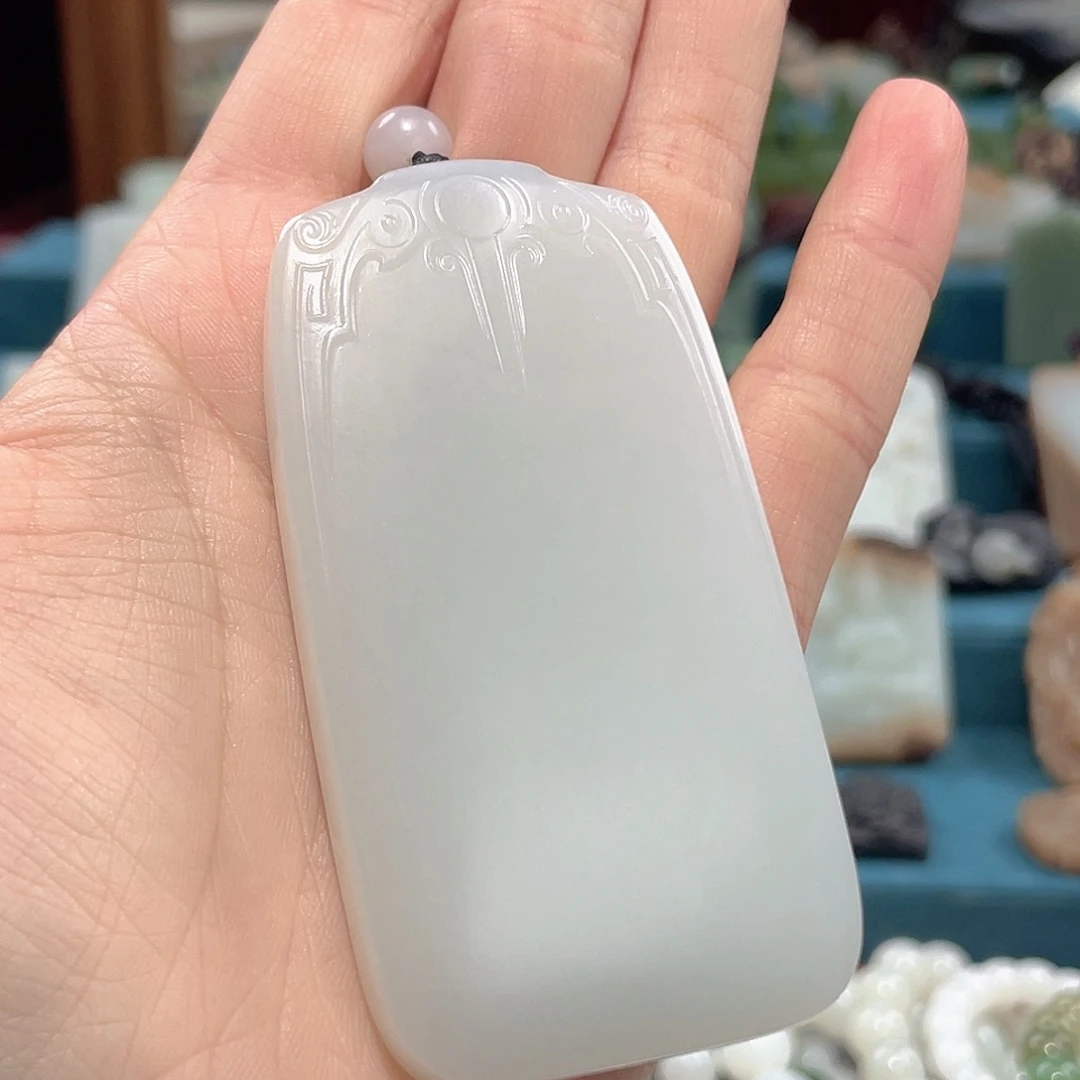 定制和田玉吊坠未镶嵌蚝*王