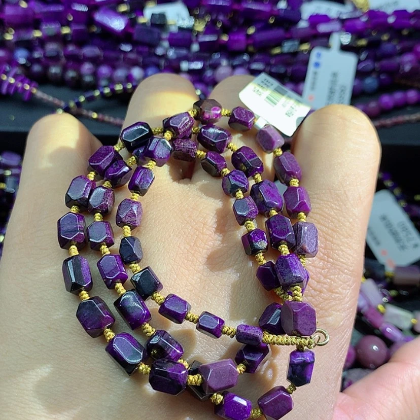 【闪购商品】18K金镶嵌苏纪石（舒俱来）项链