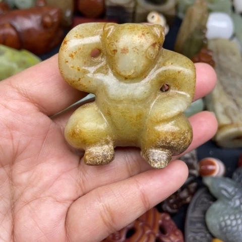 蛇纹石玉未镶嵌颈饰77