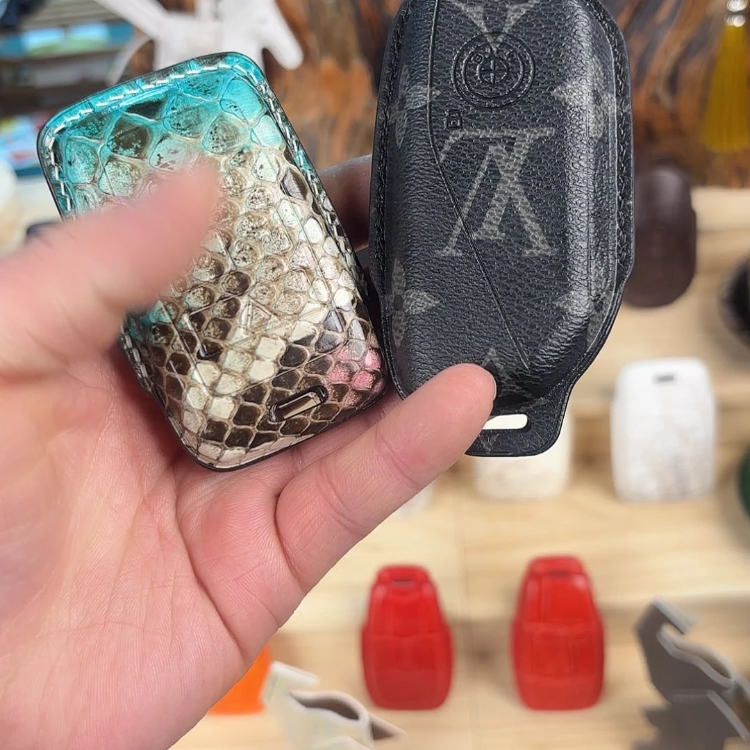 宝马新款钥匙哦哦哦