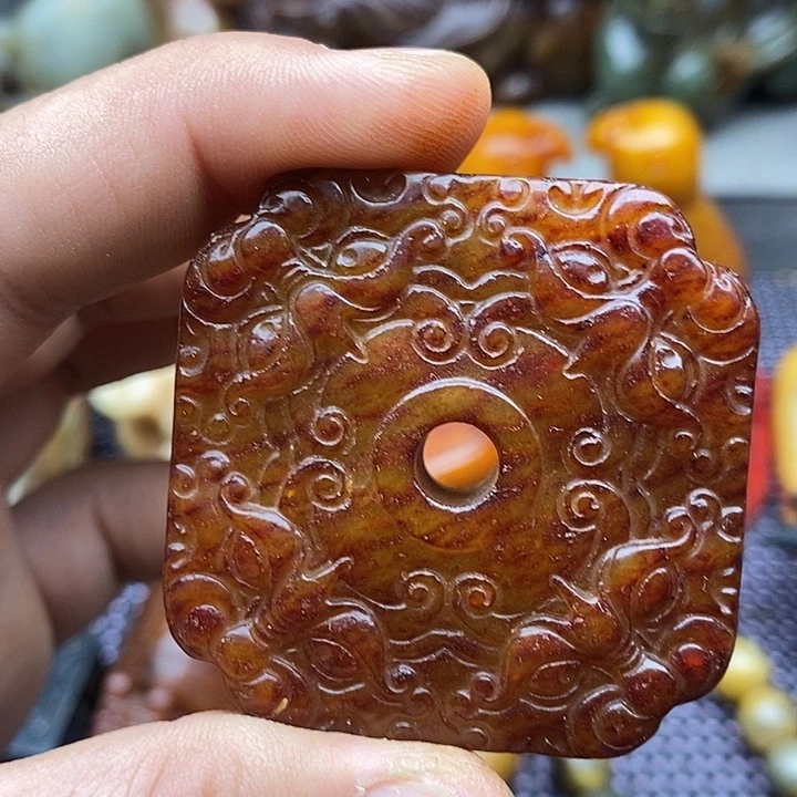 未镶嵌蛇纹石玉颈饰